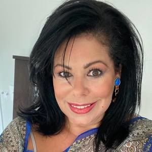 Meet your Posher, Zoraya